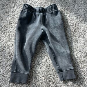 ‼️Mix & Match 3 items for $5‼️ Cat & Jack 18 months pants